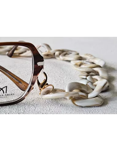 Cadena de Mariana Arias